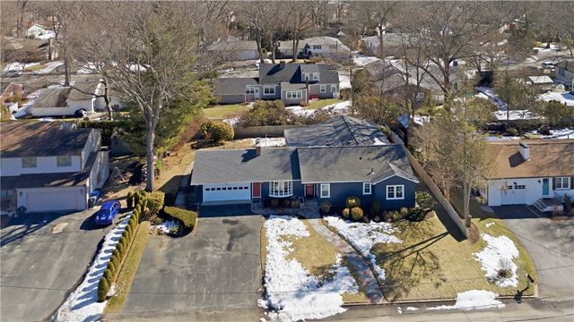 242 Bretton Woods Drive, Cranston, RI 02920