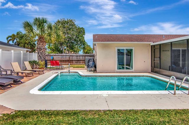 4712 114TH STREET N, St Petersburg, FL 33708