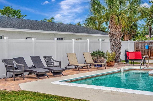4712 114TH STREET N, St Petersburg, FL 33708