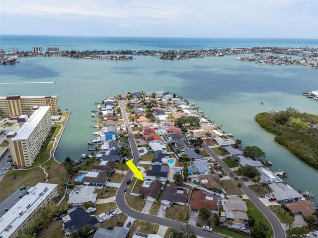 4712 114TH STREET N, St Petersburg, FL 33708