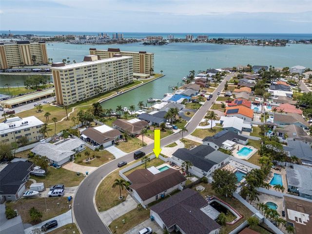 4712 114TH STREET N, St Petersburg, FL 33708