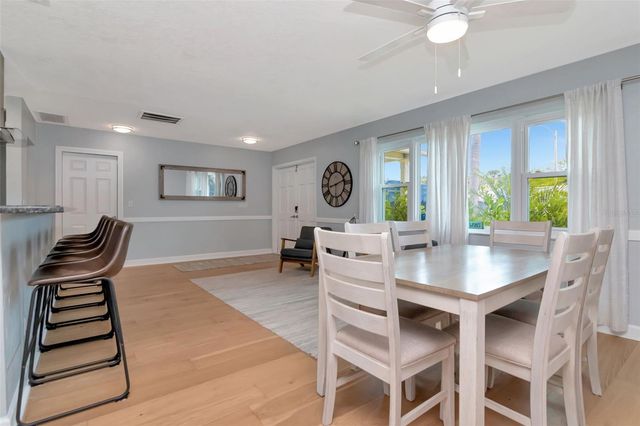 4712 114TH STREET N, St Petersburg, FL 33708