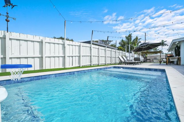 2824 NW 6th Avenue, Wilton Manors, FL 33311