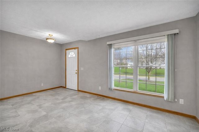 12804 Heritage Trail, North Royalton, OH 44133