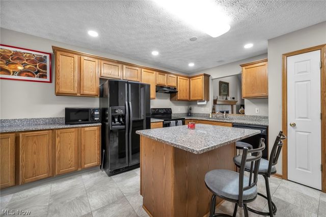 12804 Heritage Trail, North Royalton, OH 44133