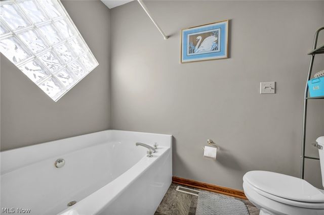 12804 Heritage Trail, North Royalton, OH 44133