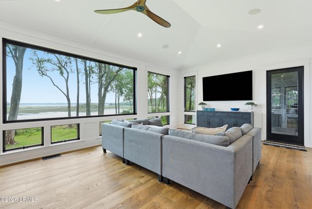 82 Plantation House Drive, Bluffton, SC 29910