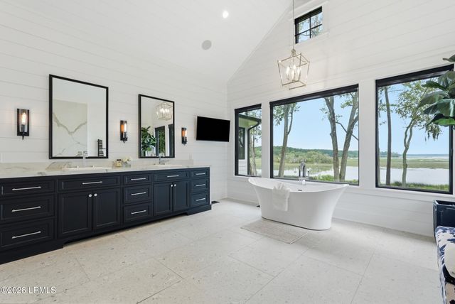 82 Plantation House Drive, Bluffton, SC 29910