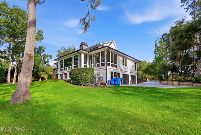 82 Plantation House Drive, Bluffton, SC 29910