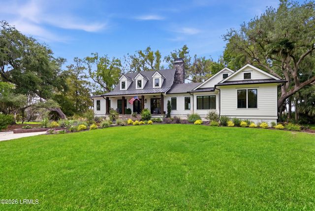 82 Plantation House Drive, Bluffton, SC 29910