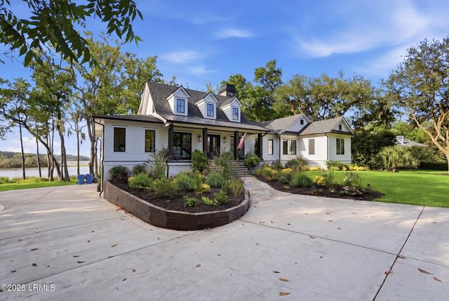 82 Plantation House Drive, Bluffton, SC 29910