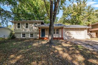 1406 E Virginia St, Derby, KS 67037
