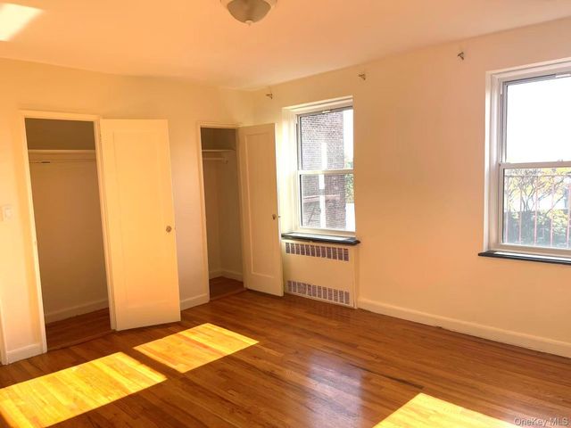 147-37 38th Avenue C64, Flushing, NY 11354