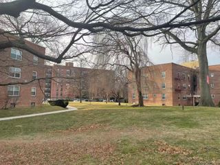 147-37 38th Avenue C64, Flushing, NY 11354