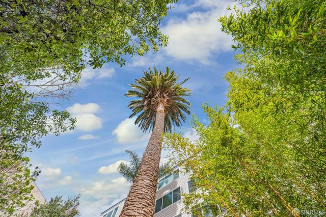 4040 17th Street, San Francisco, CA 94114