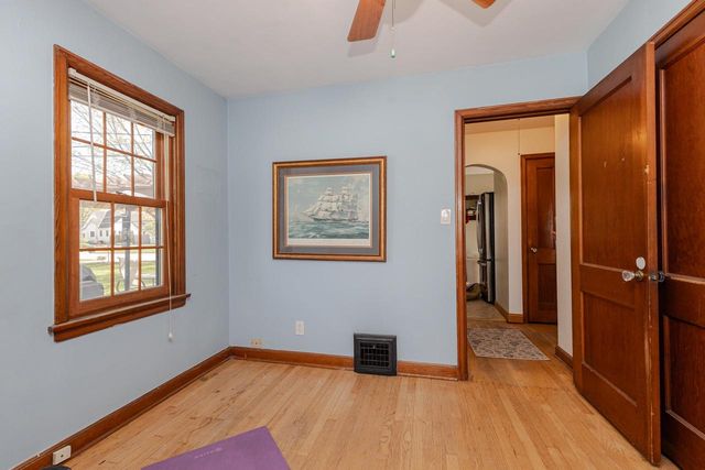 2876 86th STREET, West Allis, WI 53227