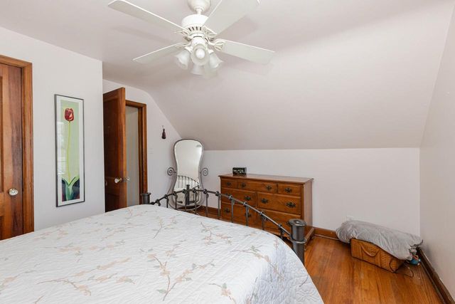 2876 86th STREET, West Allis, WI 53227