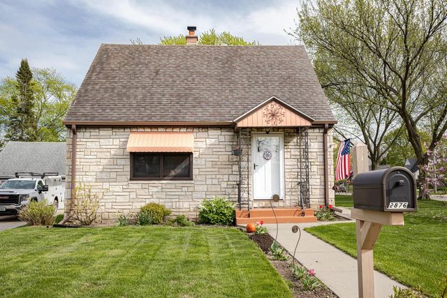 2876 86th STREET, West Allis, WI 53227