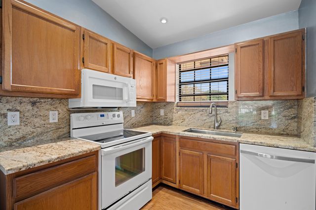 3191 Leewood Terrace L237, Boca Raton, FL 33431