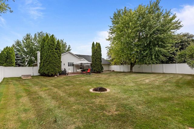 N1391 WOODLAND DRIVE, Greenville, WI 54942