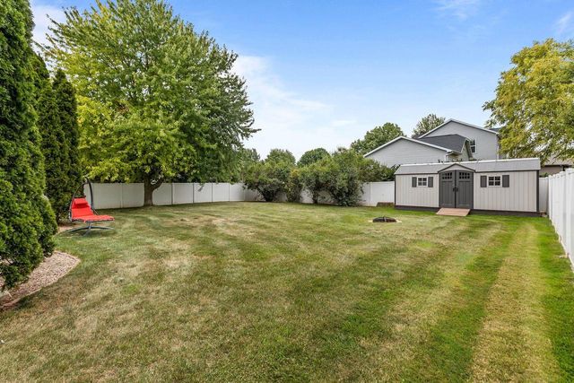 N1391 WOODLAND DRIVE, Greenville, WI 54942
