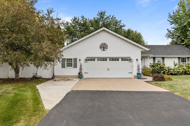 N1391 WOODLAND DRIVE, Greenville, WI 54942