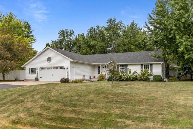N1391 WOODLAND DRIVE, Greenville, WI 54942