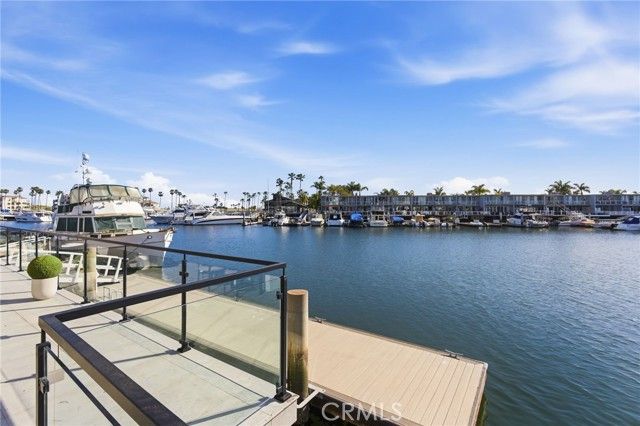 17007 Edgewater Lane, Huntington Beach, CA 92649