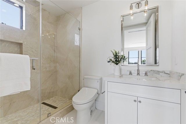 17007 Edgewater Lane, Huntington Beach, CA 92649