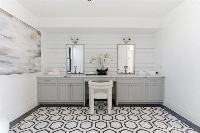 17007 Edgewater Lane, Huntington Beach, CA 92649