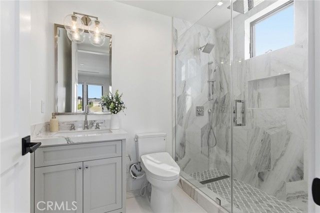 17007 Edgewater Lane, Huntington Beach, CA 92649