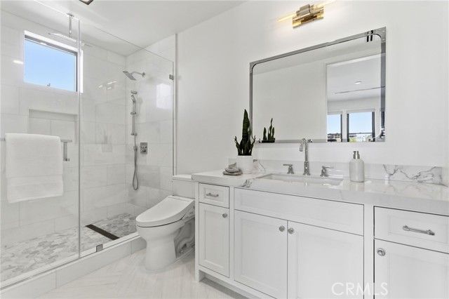 17007 Edgewater Lane, Huntington Beach, CA 92649