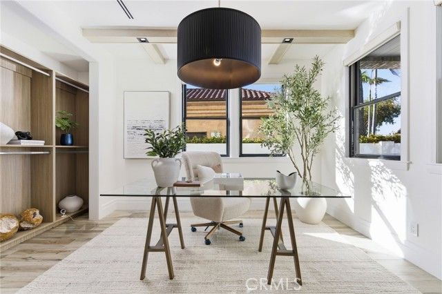 17007 Edgewater Lane, Huntington Beach, CA 92649