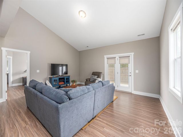 34 S Christie Court, Fletcher, NC 28732