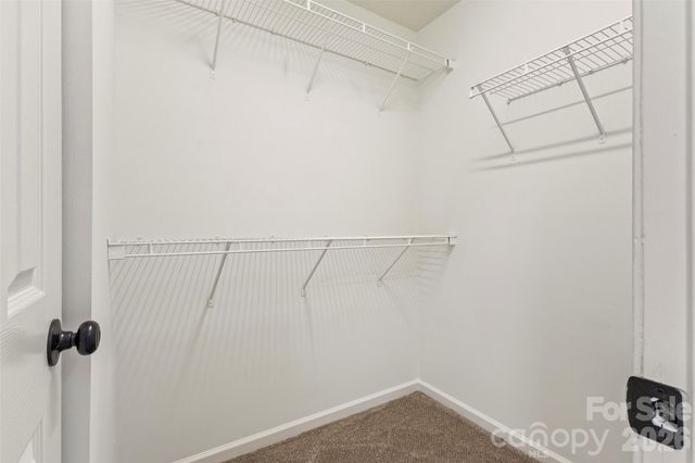 1421 Braveheart Lane, Charlotte, NC 28216