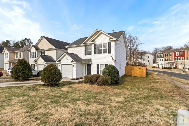 1421 Braveheart Lane, Charlotte, NC 28216