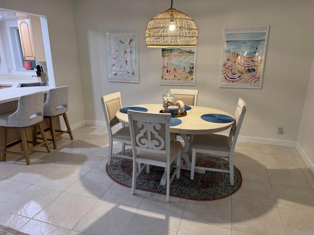 176 Seabreeze Circle, Jupiter, FL 33477