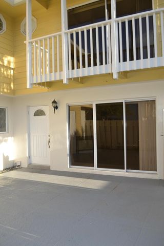 176 Seabreeze Circle, Jupiter, FL 33477