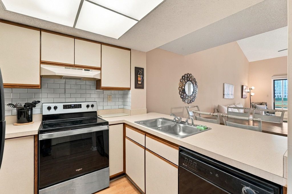 501 Maison Dr Apt 15G, Myrtle Beach, SC 29572 — photo 5