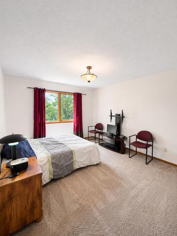 3906 Silver Creek Road NE, Rochester, MN 55906