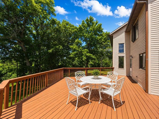 3906 Silver Creek Road NE, Rochester, MN 55906