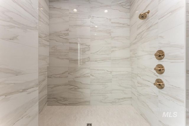 14088 N Hornbill Way, Boise, ID 83714
