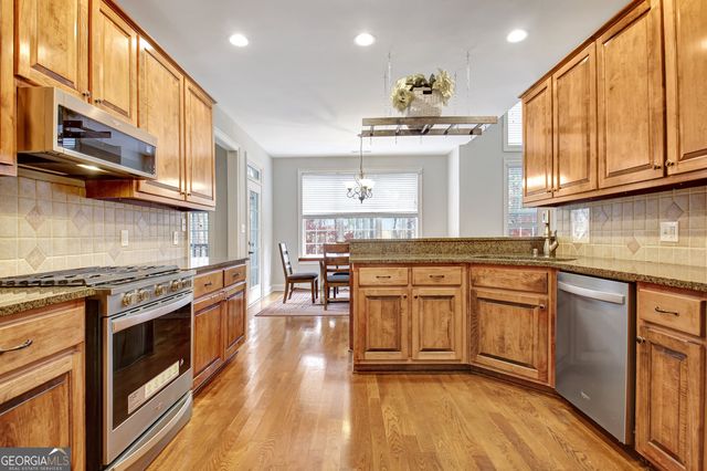 12 N Alexander Creek Road, Newnan, GA 30263