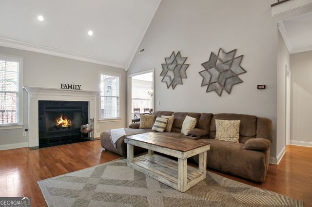 12 N Alexander Creek Road, Newnan, GA 30263