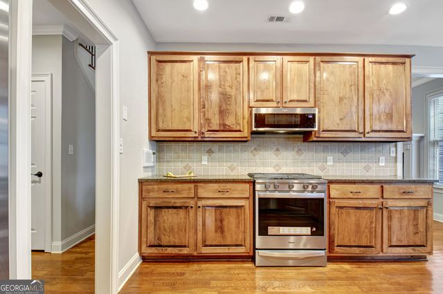 12 N Alexander Creek Road, Newnan, GA 30263