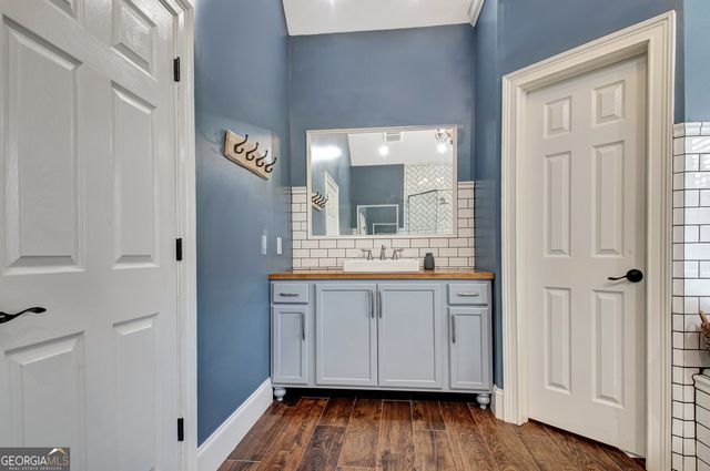 12 N Alexander Creek Road, Newnan, GA 30263