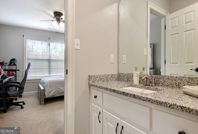 12 N Alexander Creek Road, Newnan, GA 30263