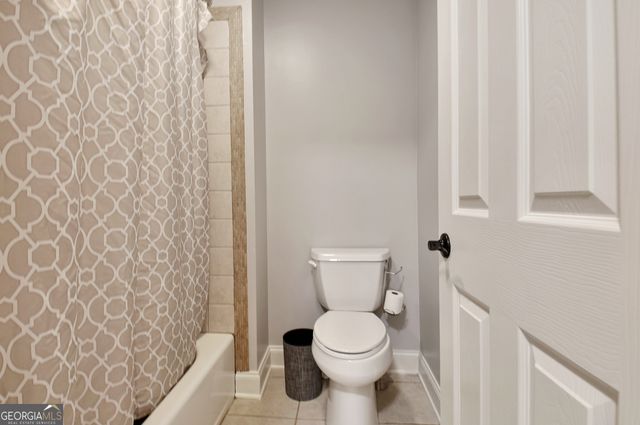 12 N Alexander Creek Road, Newnan, GA 30263