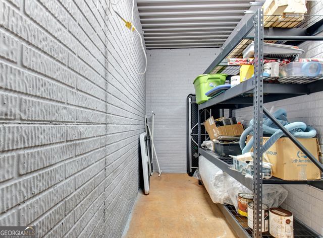 12 N Alexander Creek Road, Newnan, GA 30263