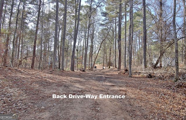 12 N Alexander Creek Road, Newnan, GA 30263